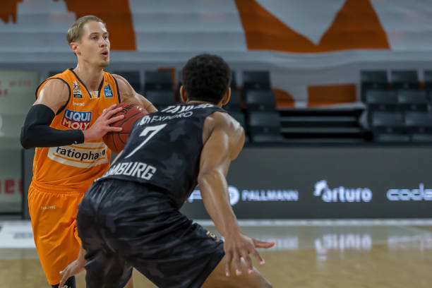 这背后反映 这背后反映