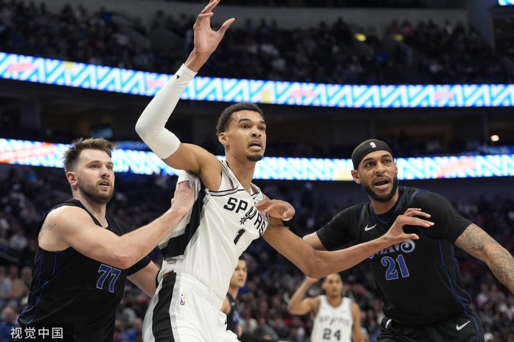 扑救表现更 扑救表现更